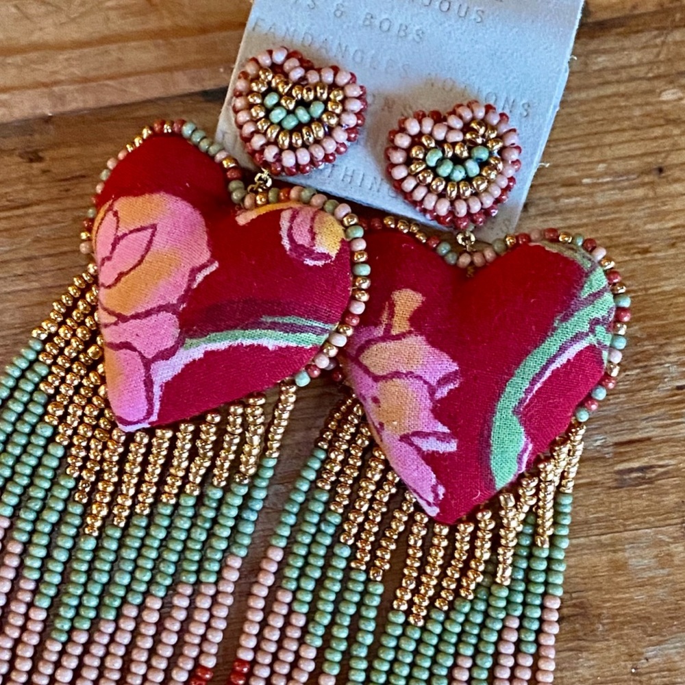 🌺🎉HP🎉🌺 NWT Anthropologie Deepa Beaded Heart Fringe Chandeliers - Picture 5 of 16
